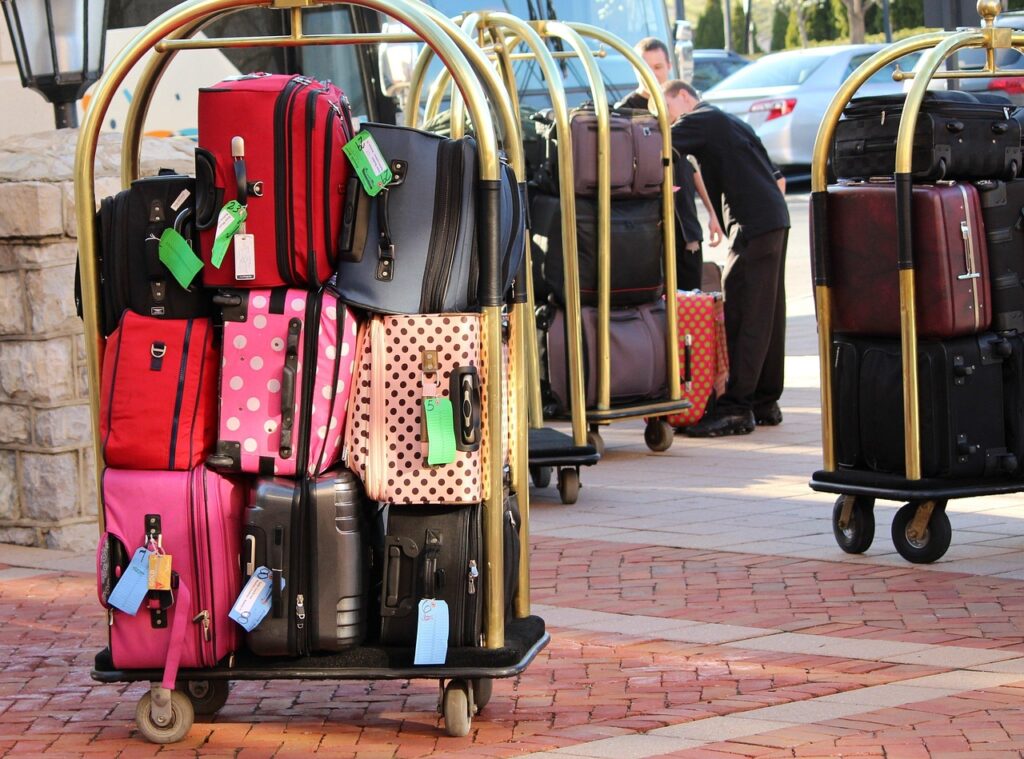 ベビーカーでのお出かけに荷物を減らすコツは？