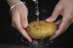 ストローマグの洗いやすいパーツが少ない理由とは？