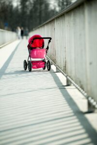 ベビーカーのフックは何キロまで安全に使えるの？